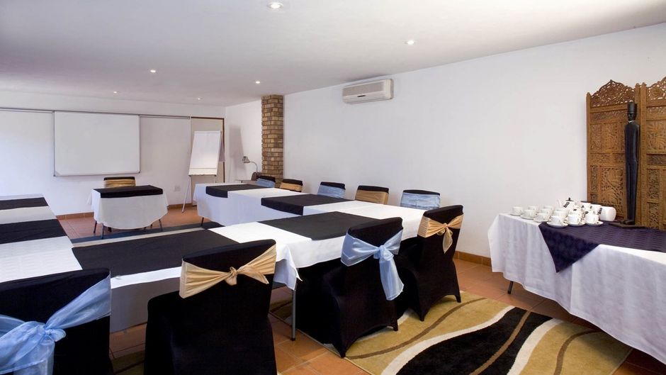 Airport Game Lodge Meeting