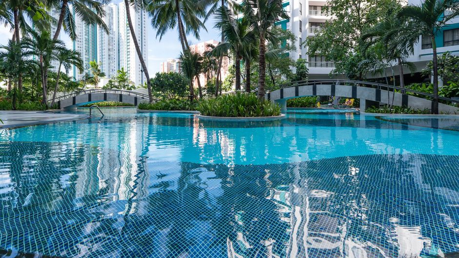 Chatrium Sathon Bangkok Pool