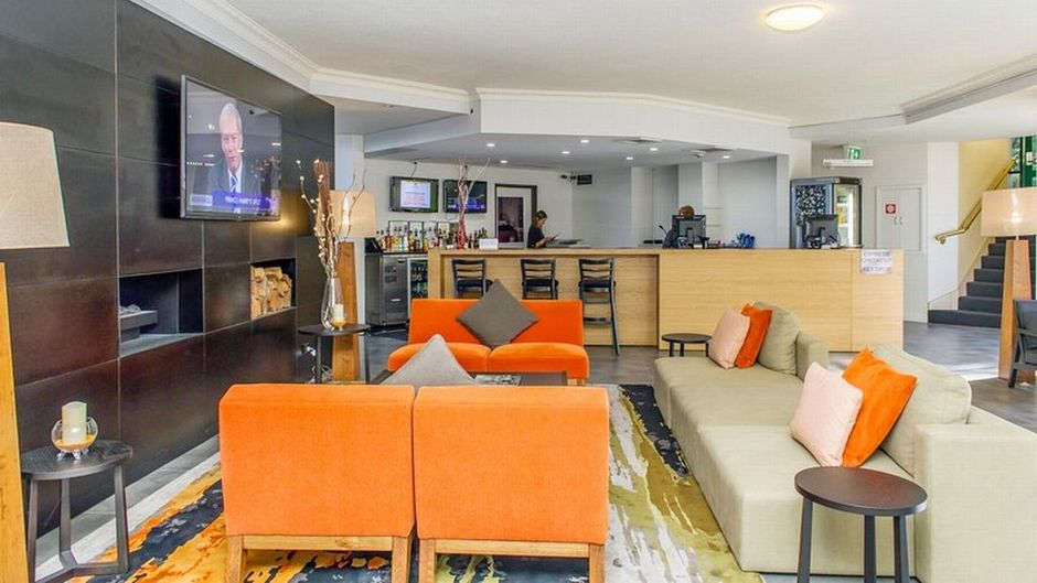 Alpha Hotel Canberra Lobby