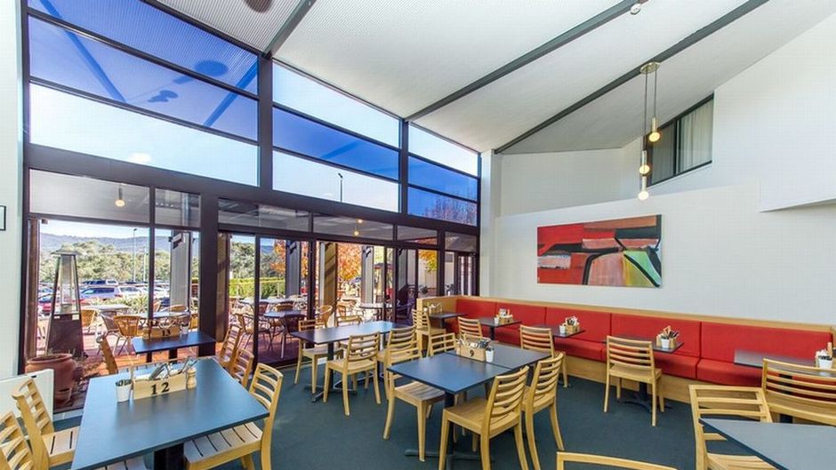 Alpha Hotel Canberra Restaurant