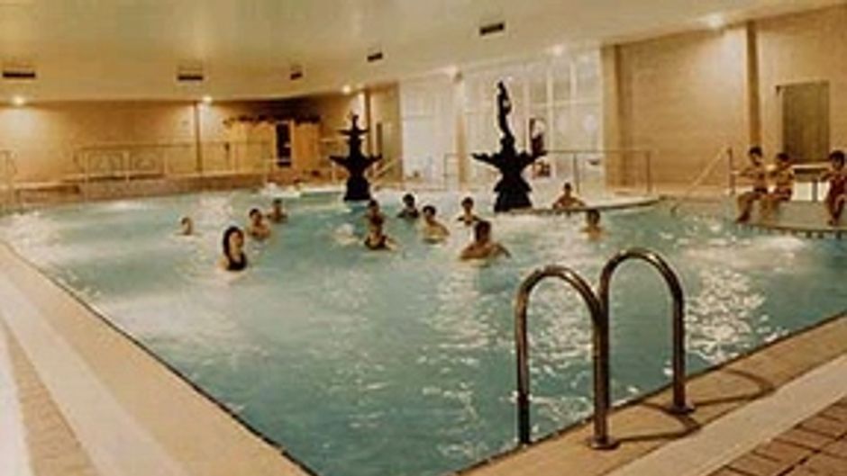Sheldon Park Hotel Pool