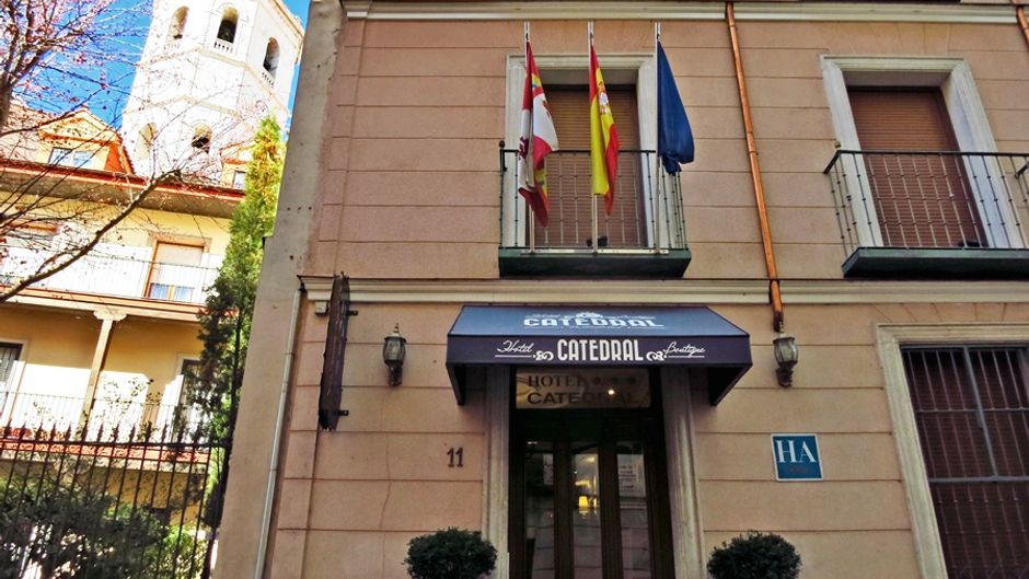 Hotel Catedral Exterior