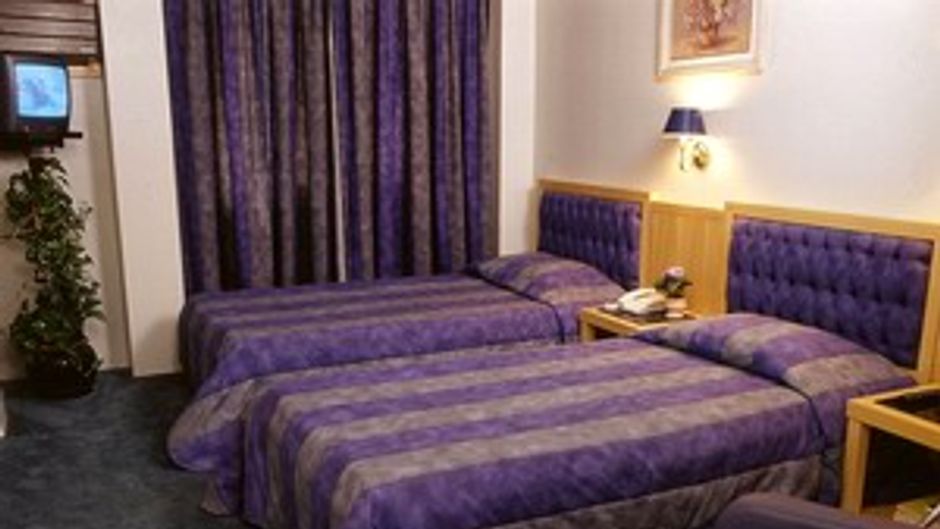Hotel Columbia Room