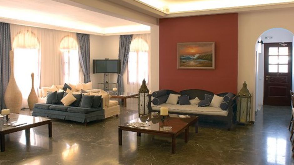 Kalisti Thera Hotel Lobby