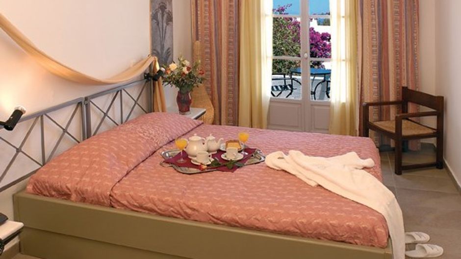Kalisti Thera Hotel Room