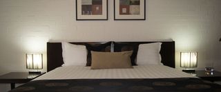 Blazing Stump Motel & Suites