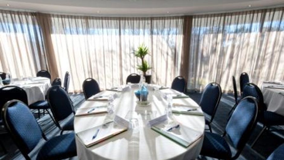 Ramada Encore by Wyndham Belconnen Meeting