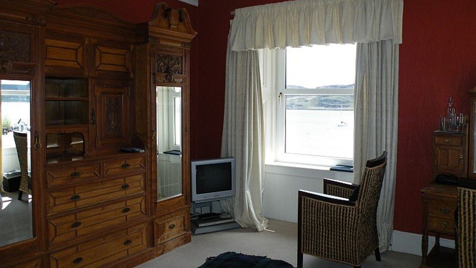 The Royal an Lochan Room