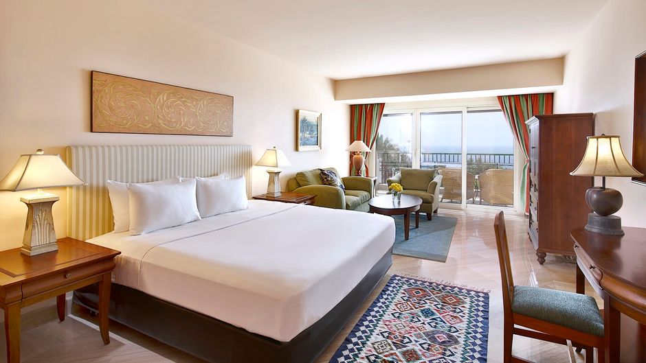 Sharm Waterfalls Resort Suite