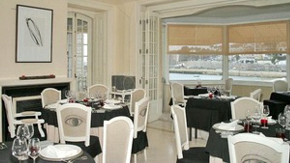 Villa Albatroz Restaurant