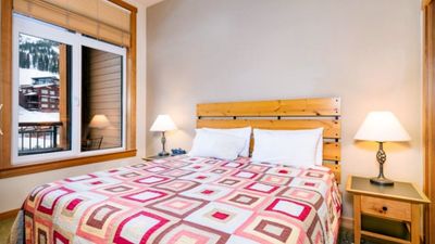 White Pine Lodge
