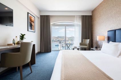 The Waterfront Hotel