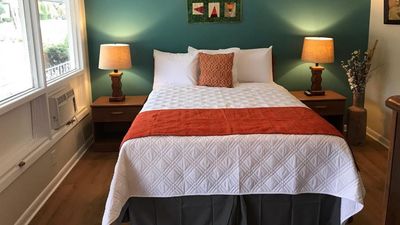 Meadowlark Motel