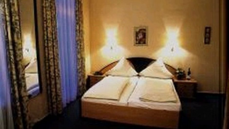 Hotel Sonata Room