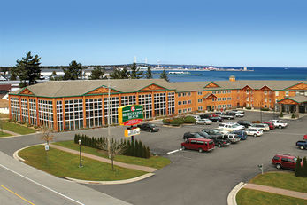 BridgeVista Beach Hotel & Convention Ctr