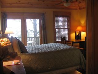 Cypress Moon Inn