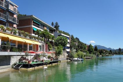 Tresa Bay Hotel