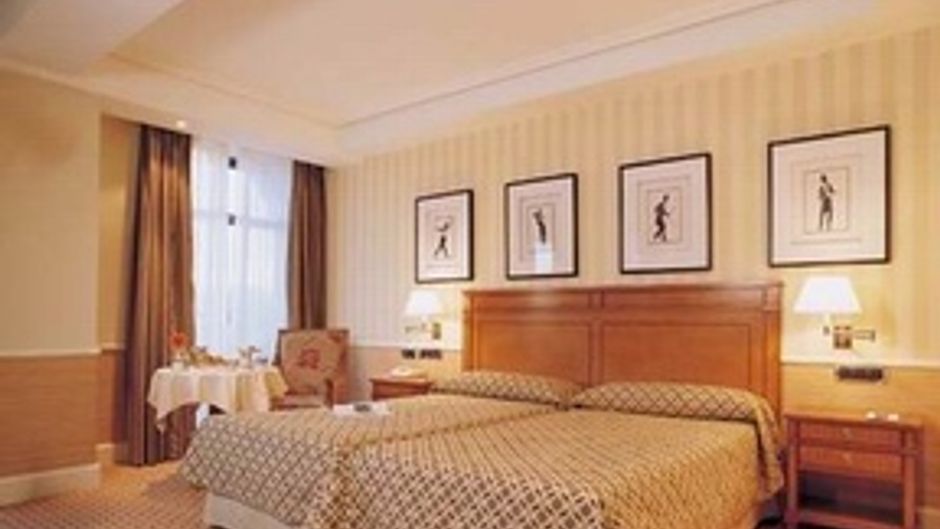 Valladolid Recoletos Room