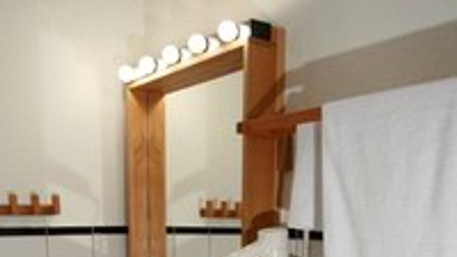 Hotel Batavia Room