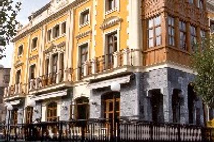 Gran Hotel Puente Colgante