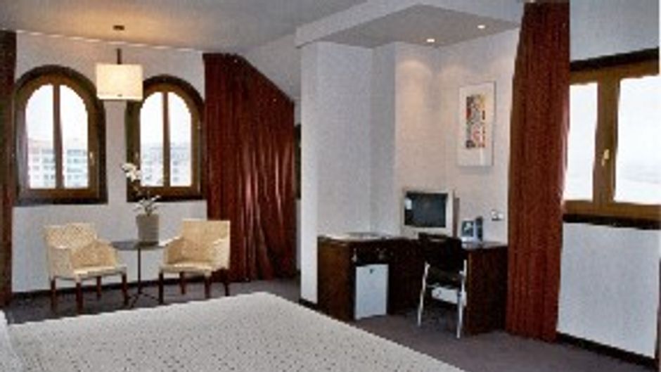 Gran Hotel Puente Colgante Room