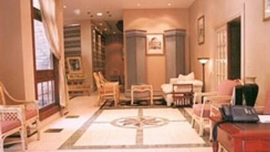 Hotel de la Tour Lobby