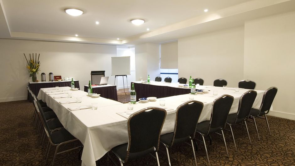 Peppers Waymouth Hotel Meeting