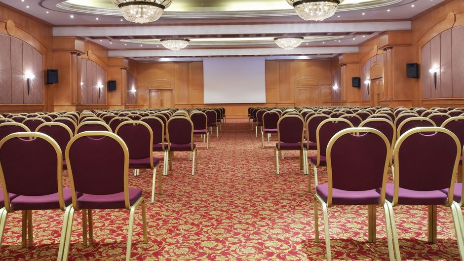 Hilton Beirut Metropolitan Palace Banquet