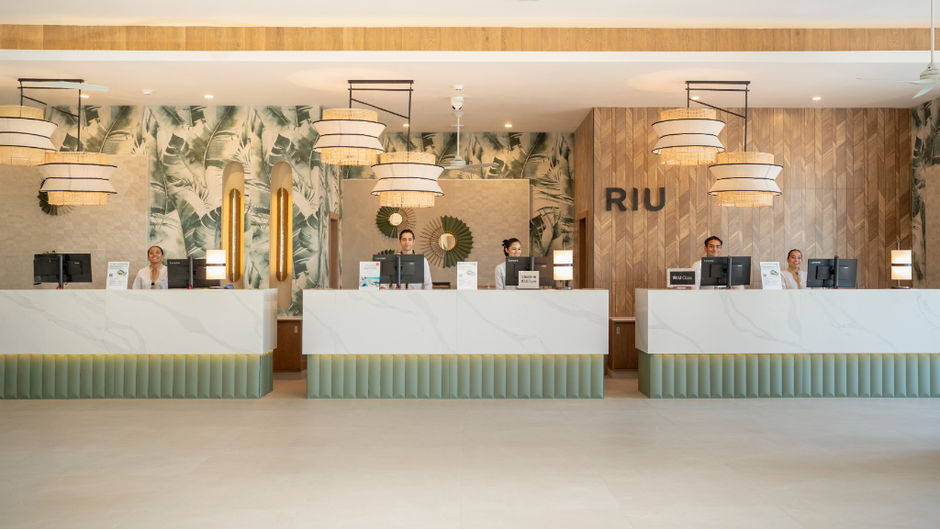Hotel Riu Jalisco Lobby