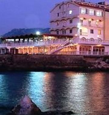 Manolya Hotel
