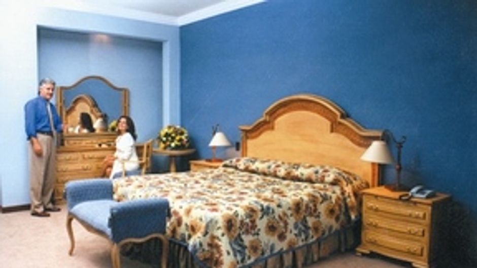 Los Parrales Room