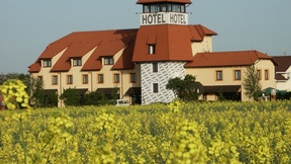 Hotel U Veze Exterior