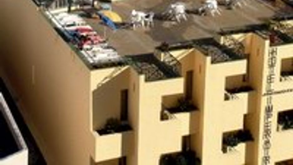Aparthotel Imperatriz Pool
