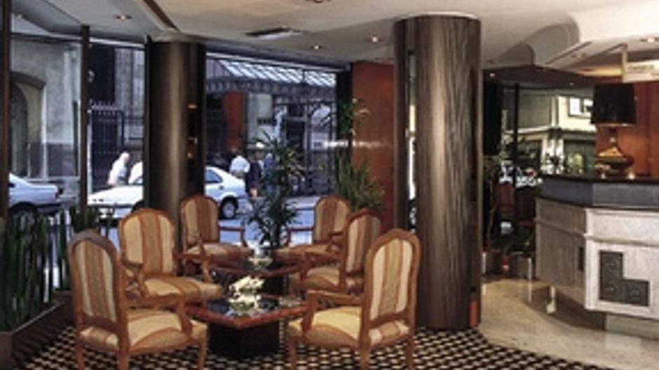 Bison Liberty Hotel Lobby