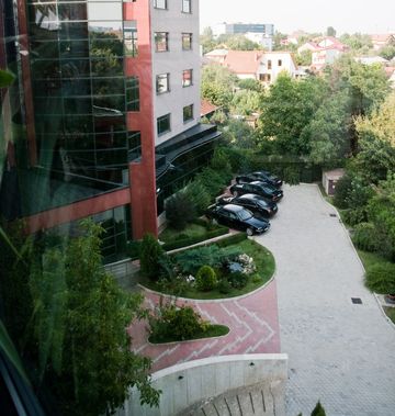 Class Hotel