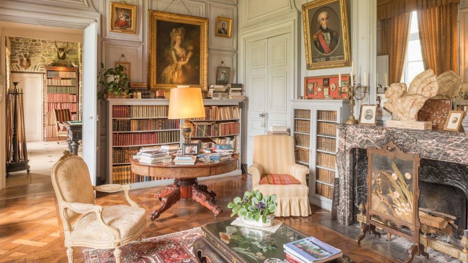 Chateau de Bouceel Lobby