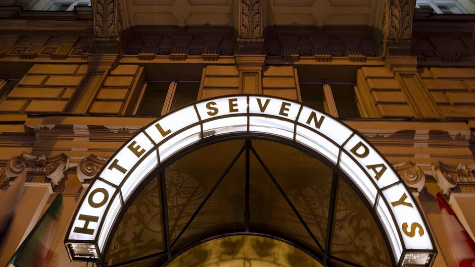Boutique Hotel Seven Days Exterior