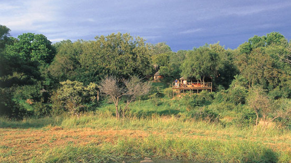 Umlani Bush Camp Exterior