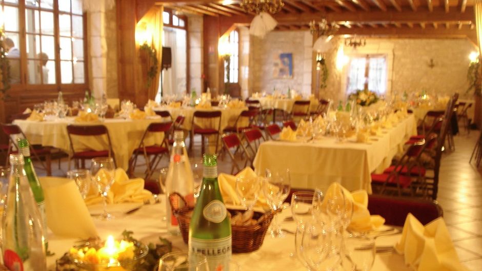 Chateau La Fleunie Banquet