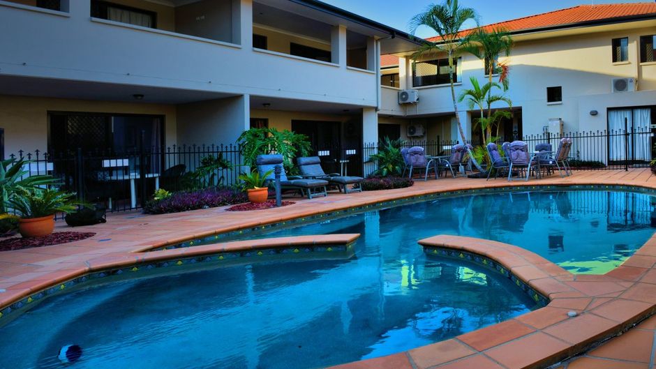 Quest Ascot Pool