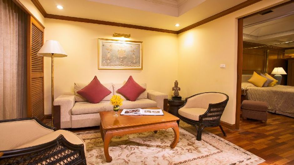 President Solitaire Suites Suite