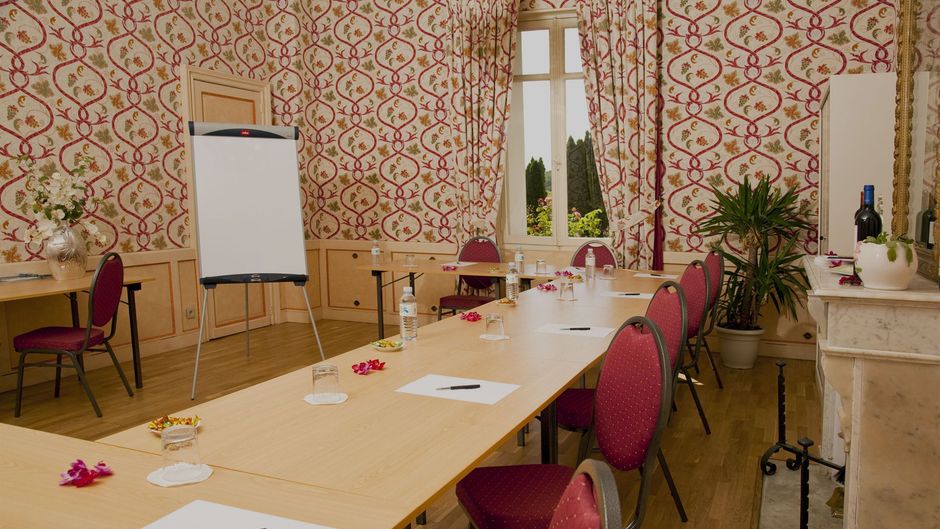 Hotel, Le Clos de Meyre Meeting