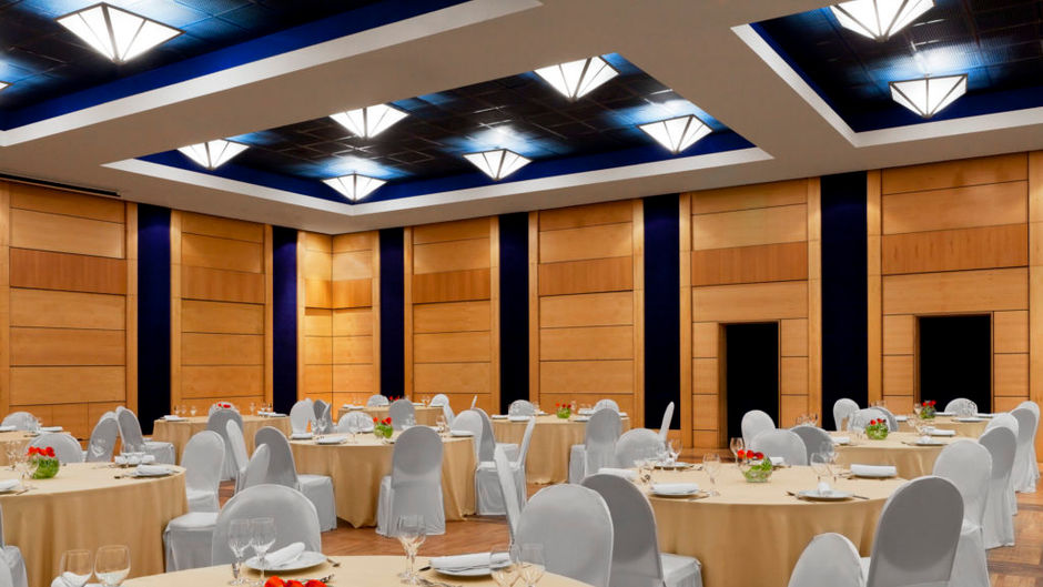 Mak Albania Hotel Meeting