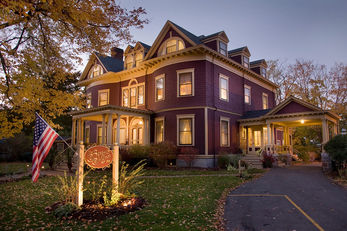 Berry Manor Inn