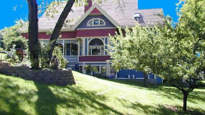 The Robin's Nest Bed & Breakfast