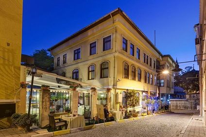 Arena Hotel