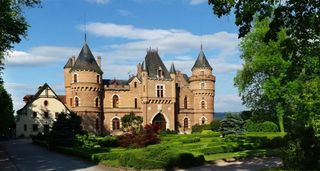 Chateau de Maulmont