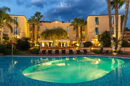 Hotel Arbatasar