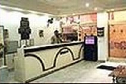 Hotel Chand Palace 111 OYO Rooms
