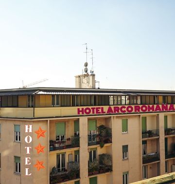 Hotel Arco Romana